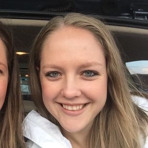 Meet your Posher, Julia